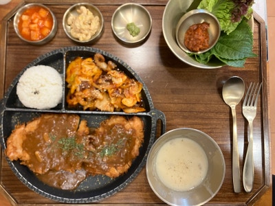 [부산] 서면 돈까스 맛집 든든한 반상차림 &ldquo;돈화당&rdquo;
