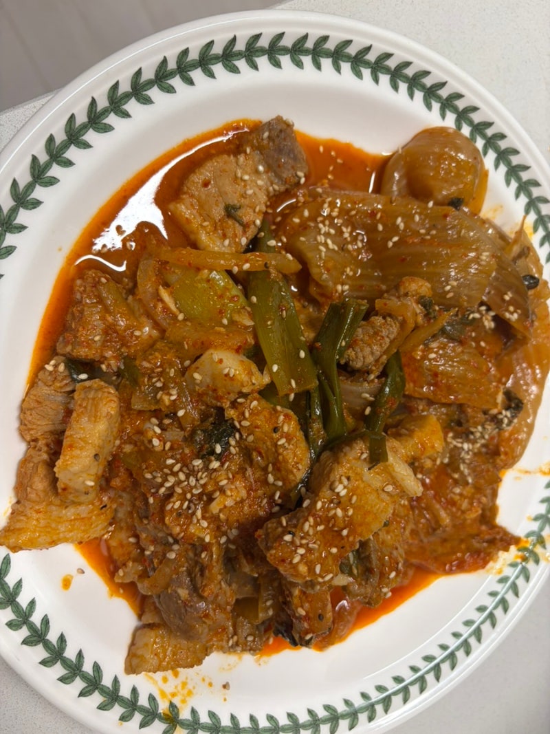 묵은지 삼겹살 김치찜 황금레시피 | 밥 두 공기 순삭하는 집밥
