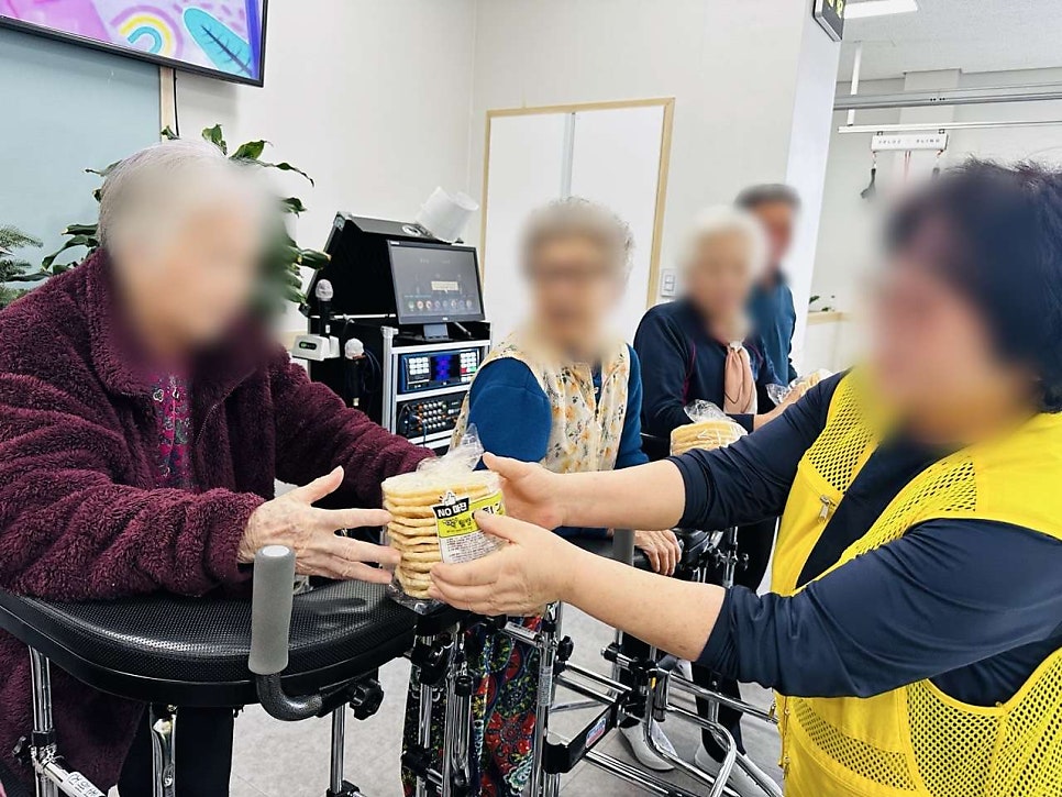 보령주간보호센터 어르신들과 함께한 즐거운 하루