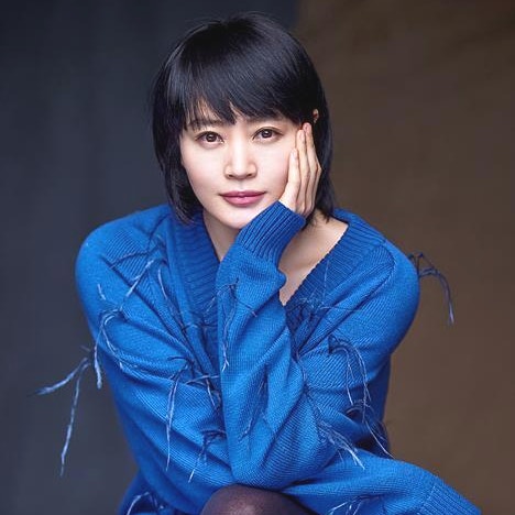 배우 김혜수 프로필 나이 결혼 유해진 재산 동생 리즈 고향 가족 엄마 아버지 드라마 영화 데....
