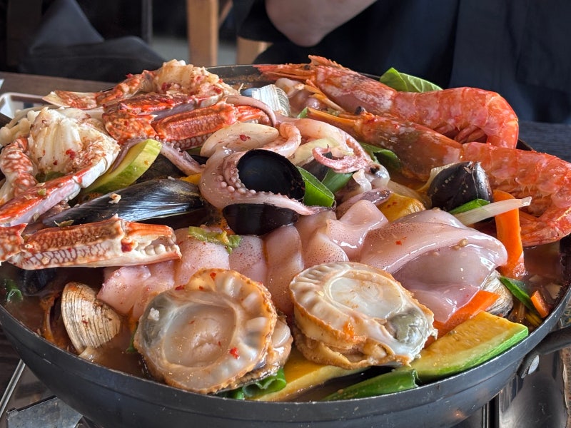 광안리 황소 해물탕 해물찜ㅣ푸짐한 해산물 한상 부산 해물요리 맛집