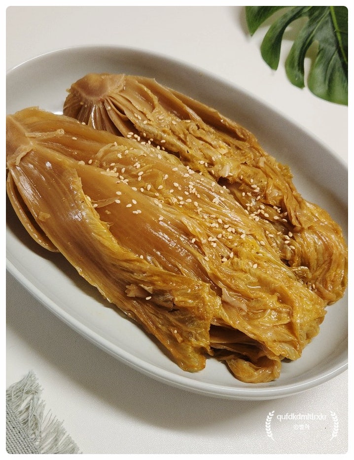들기름 묵은지 김치찜 레시피 | 돼지고기 없이 만드는 씻은 묵은지요리