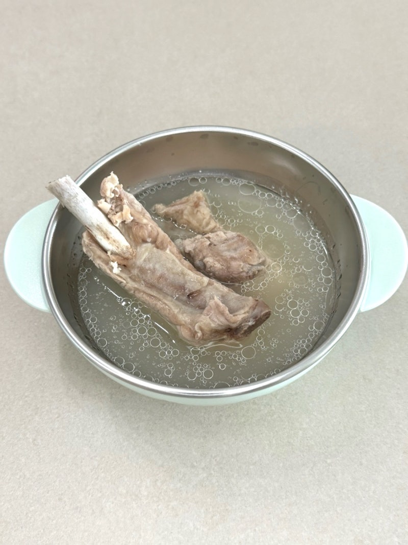 아기 등갈비탕 (바쿠테) 레시피