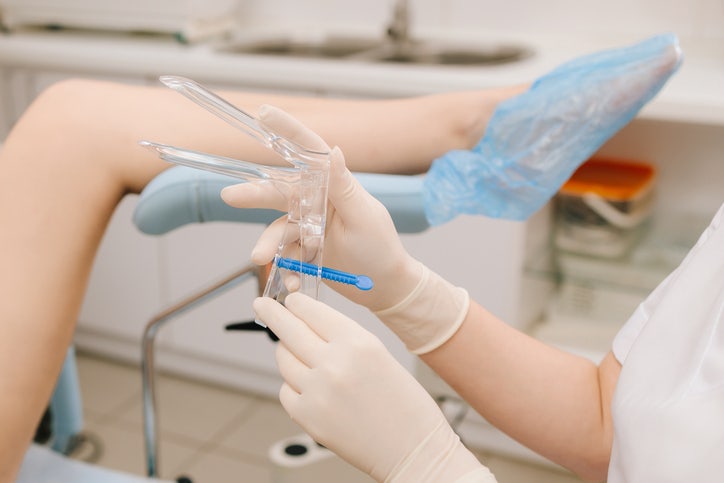 "자궁경부암 조기 검진" Pap 검사 vs HPV 검사 차이는?