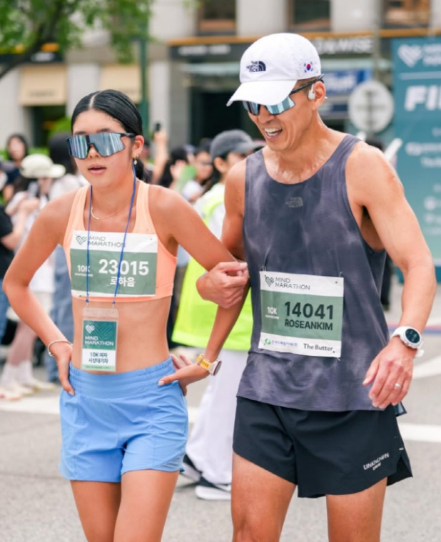 션 정혜영 딸 하음, 10km 마라톤 여자 전체 2위…40분 37초로 증명한 ‘러닝 DNA’