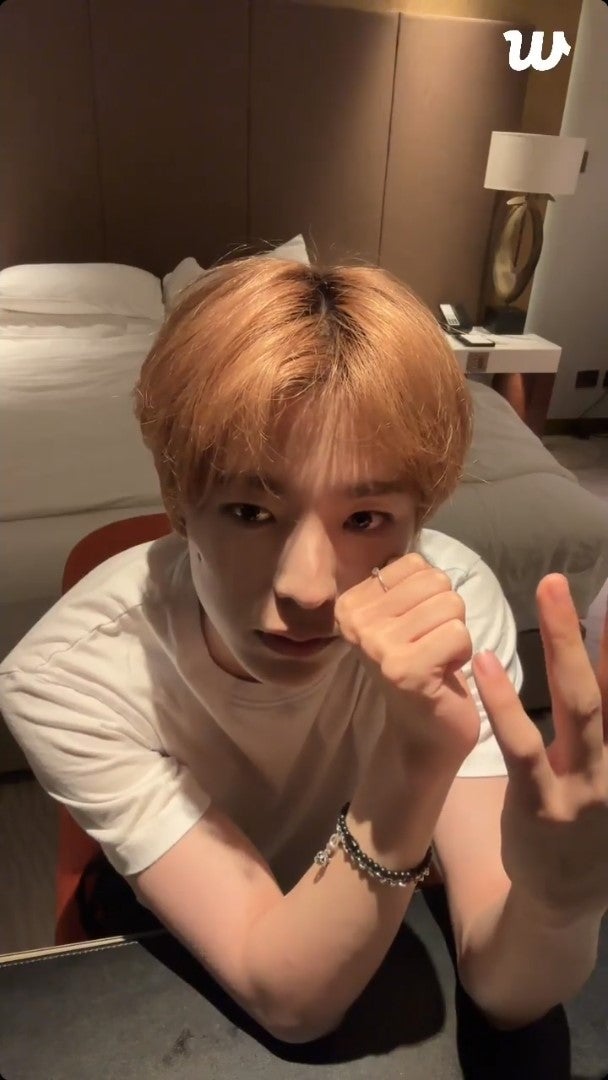 NCT WISH 엔시티 위시 유우시 손 사진 볼 때마다 보이던 그 반지, 알고보니 판도라!/ 손민수템 ....