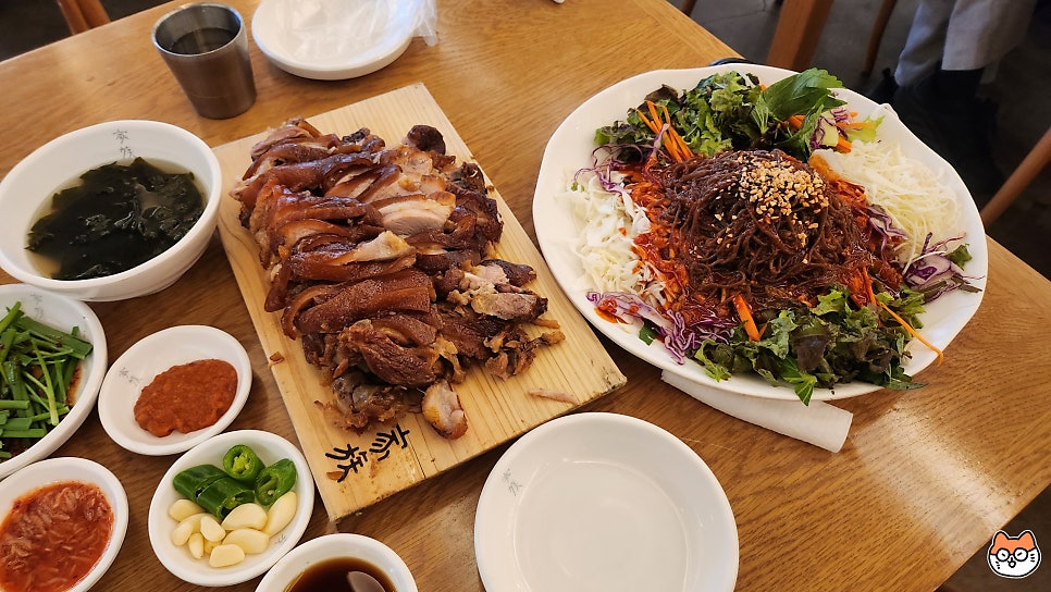 방천가족족발 직영경산점 사진 5