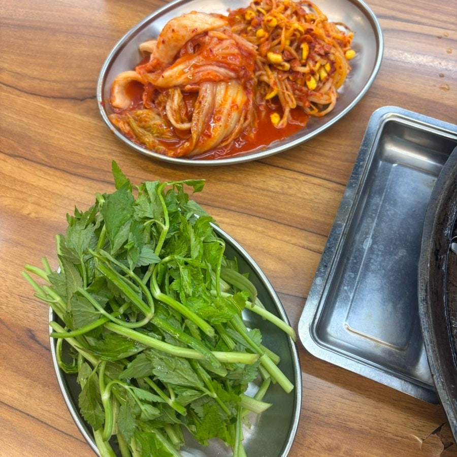 진짜무쇠솥뚜껑삼겹살 상돈 사진 2