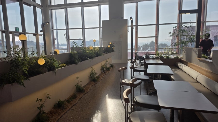할리스 인천항국제여객터미널점 사진 5