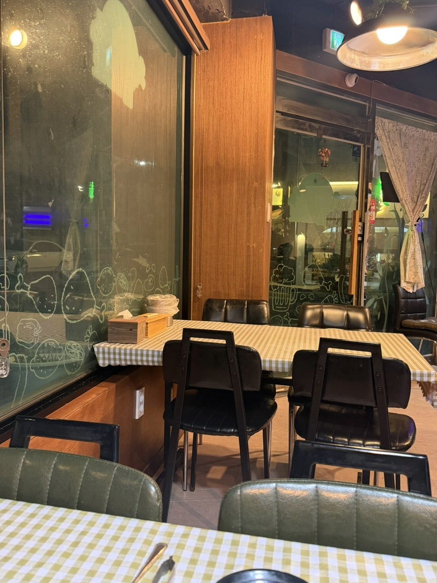 치킨캐슬 덕명점 사진 4