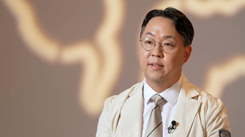 은평성모병원 김형진 교수, 통증 줄이고 회복 당기는 '미세침습' 대장암·탈장 수술의 대가