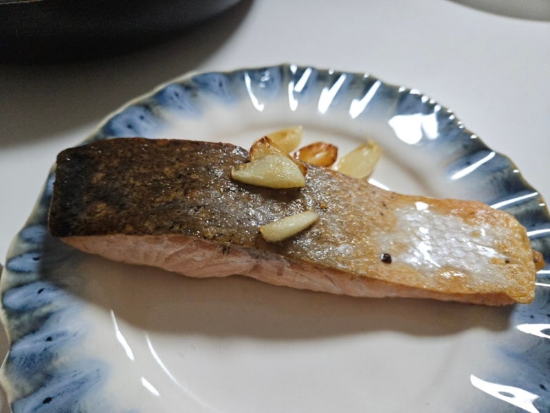 코스트코 연어 스테이크 맛있게 구워 먹는 법(화이트와인 추천)
