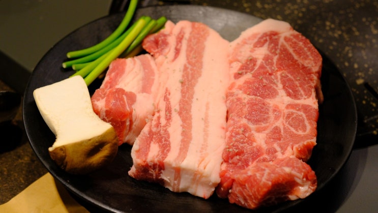  영등포구청역 맛집 원육 선별부터 다른 삼겹살 회식 고기집