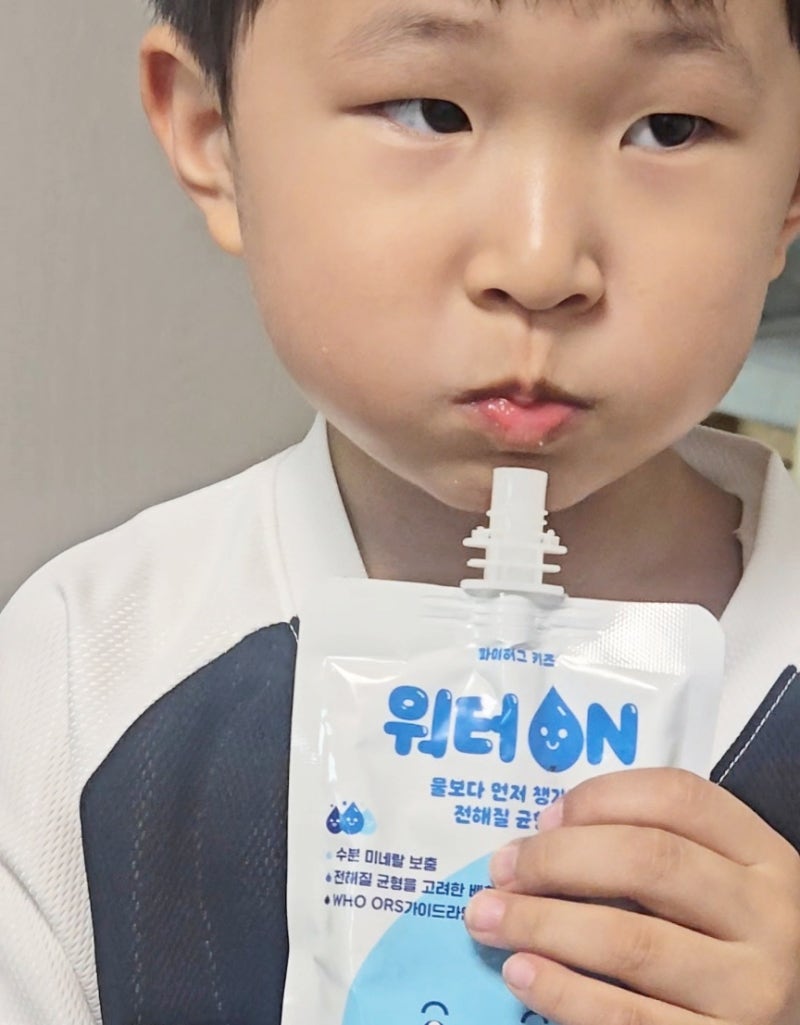 여름철 아기 수분보충에 좋은 약사가 만든 마시는 수액 워터온