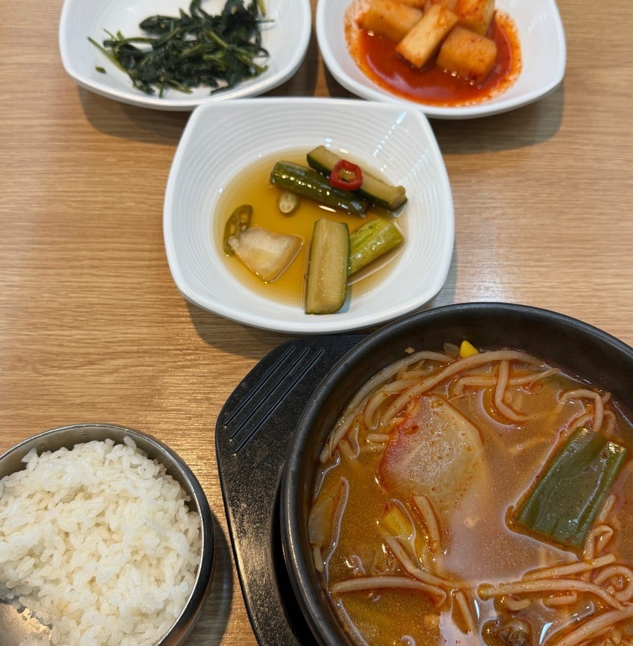 의령한우국밥 벡스코점 사진 1