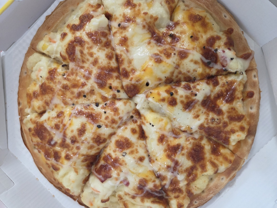 BHC치킨 인제남면점 사진 3