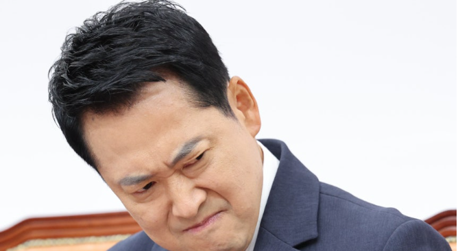[긴급속보] 유영하 "<b>장동혁 퇴원</b> 전 사퇴 압박 멈춰야... 