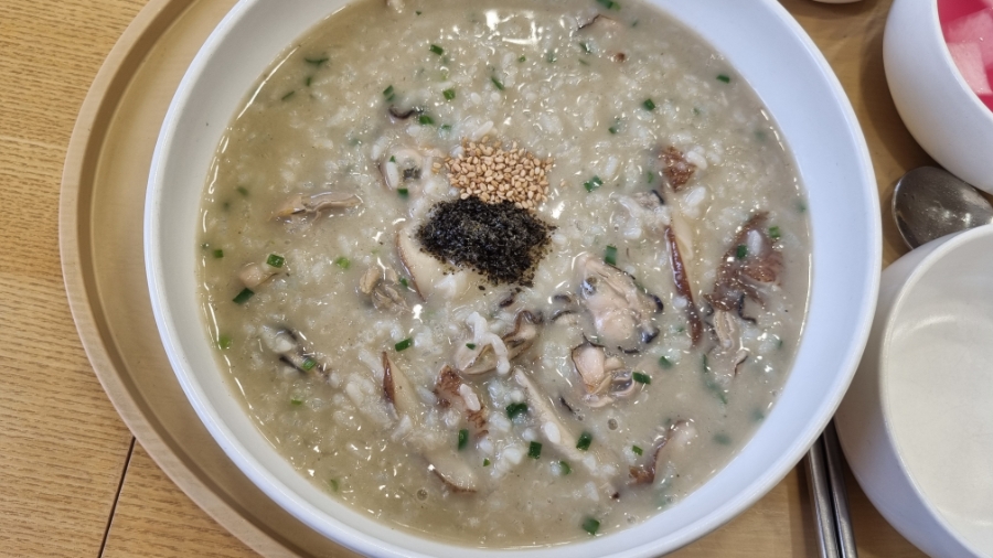 본죽&비빔밥cafe 익산모현점 사진 6