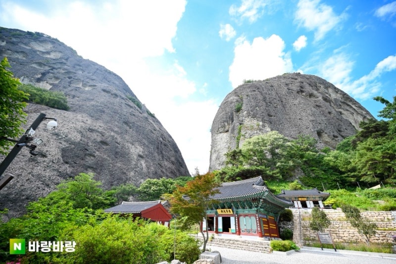 신기해서 가볼 만한 절 진안 마이산 탑사 은수사 6월 18일 평일 풍경