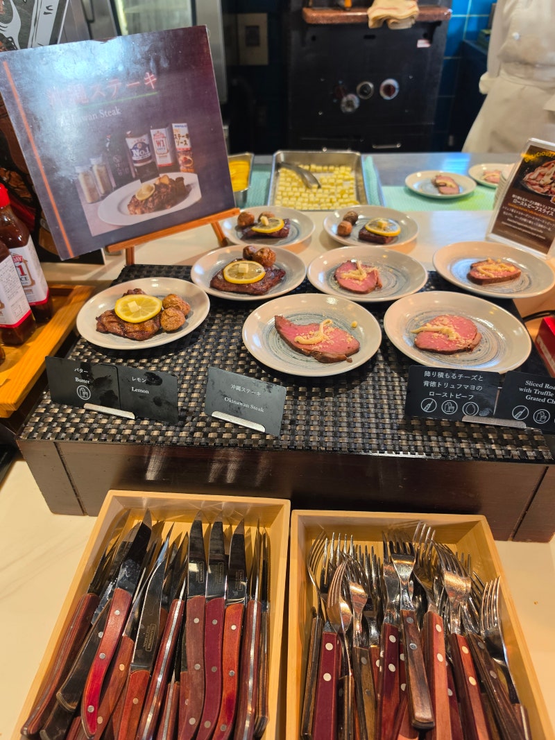 [오키나와 맛집] 오리엔탈 호텔 쿠와치(QWACHI) 디너 뷔페, 참치&스테이크 무제한 리뷰
