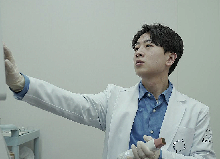 울산여드름피부과, 빛만 받으면 더 도드라지는 패인 흉터 왜 그럴까