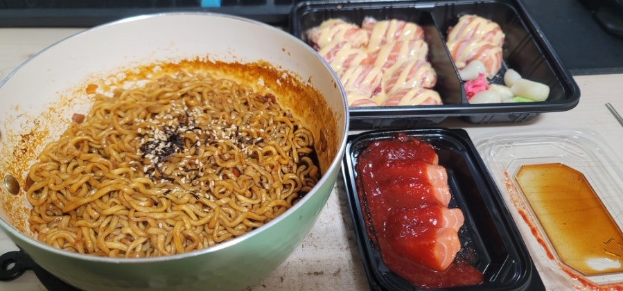 육회바른연어 불광롯데캐슬점 사진 4