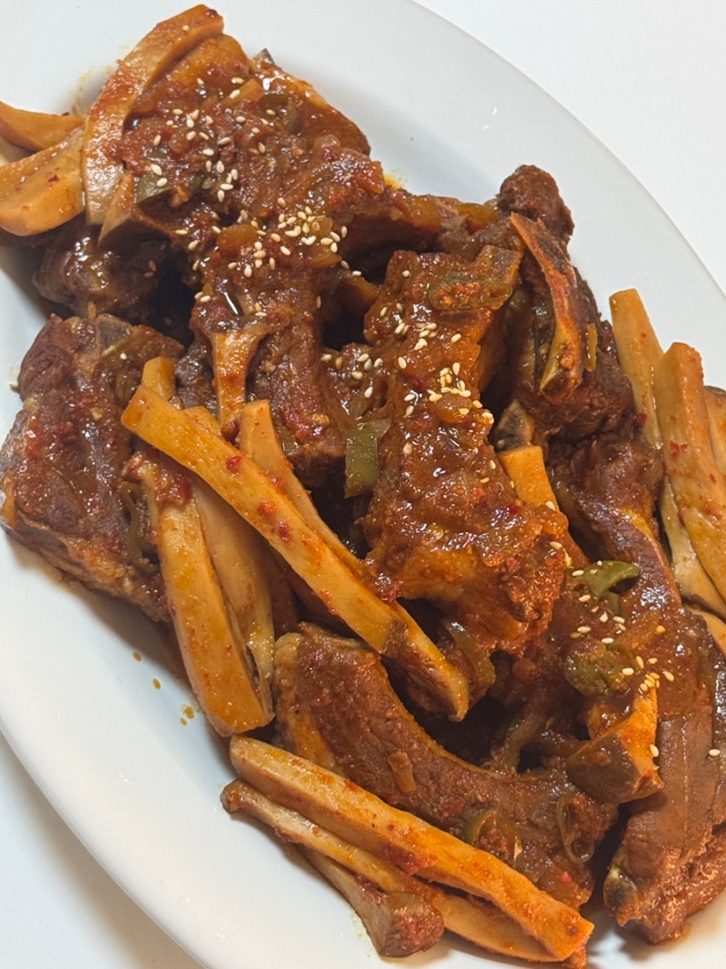 파는 것 보다 맛있는 매운등갈비찜 레시피 퐁실 계란찜까지