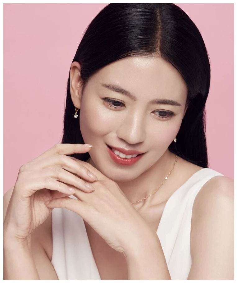 라이즈 앤톤 부모, 알고 보니 그 시절 톱가수와 미모 여배우라 다들 놀란 이유