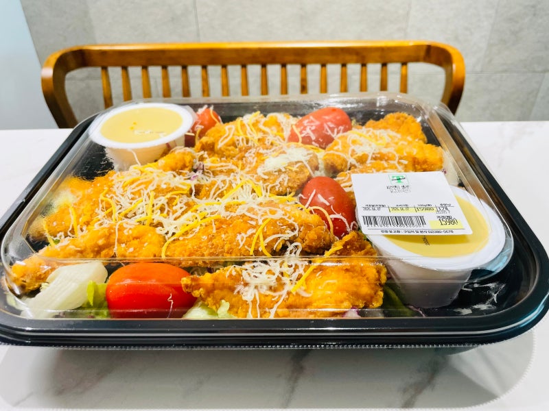 이마트트레이더스 치킨텐더샐러드 가격 양 맛 후기