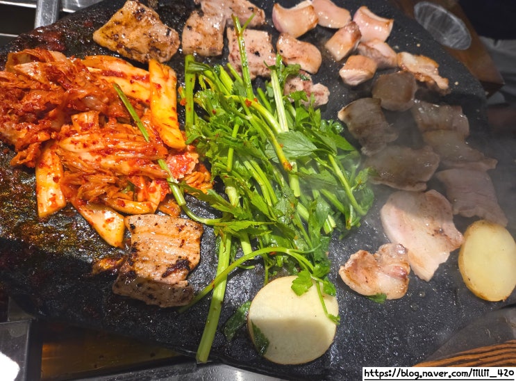  부천 옥길동 고기 맛집 돌판 고기 시그니처 짜파게티 추천