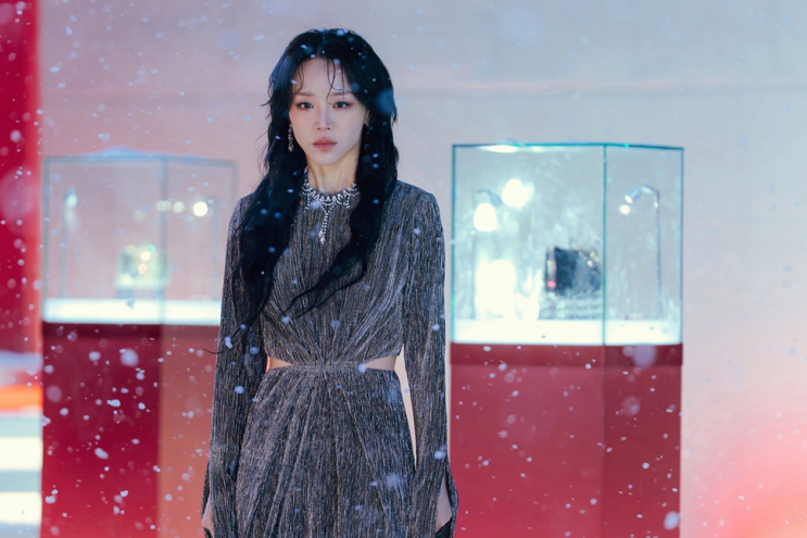 드라마 <<b>레이디 두아</b>> : 그녀가 지키고 싶었던 것은 자신의... 