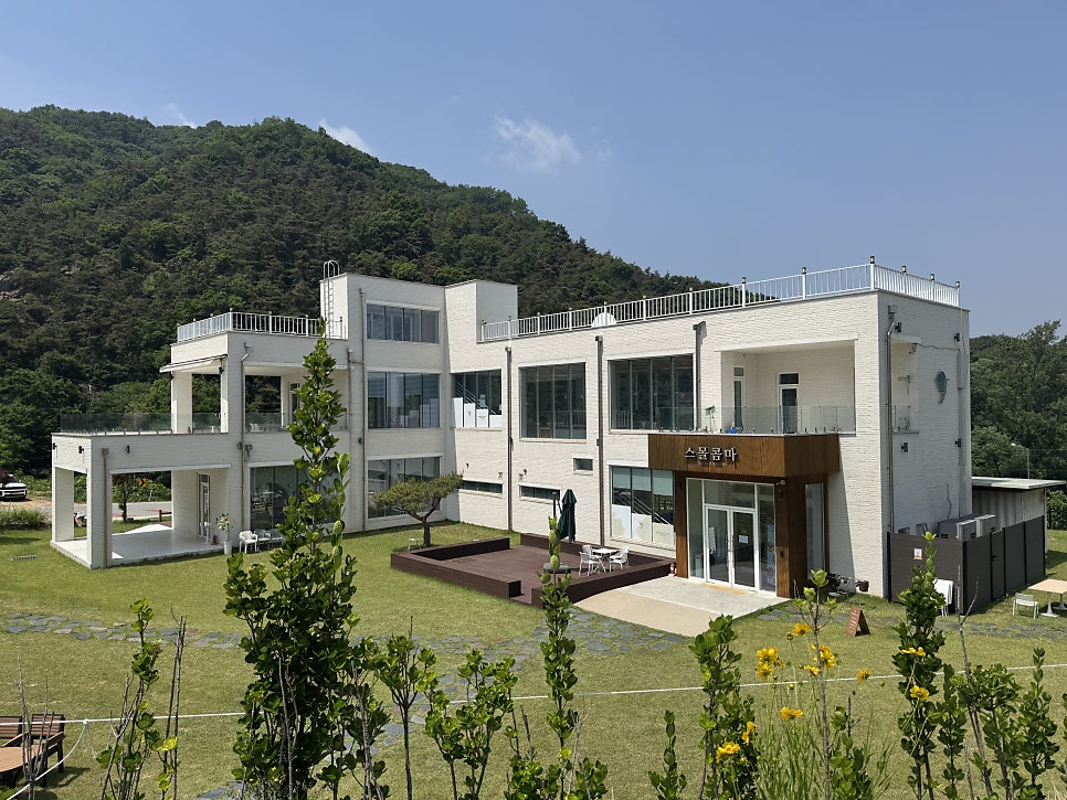 갤러리카페 스몰콤마 사진 1