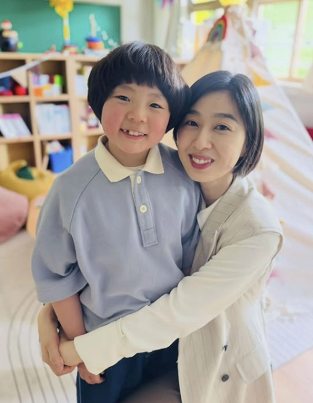 김무열도 진짜 무섭다고 극찬한 참교육 우진엄마 <b>배우</b> <b>박지연</b>... 
