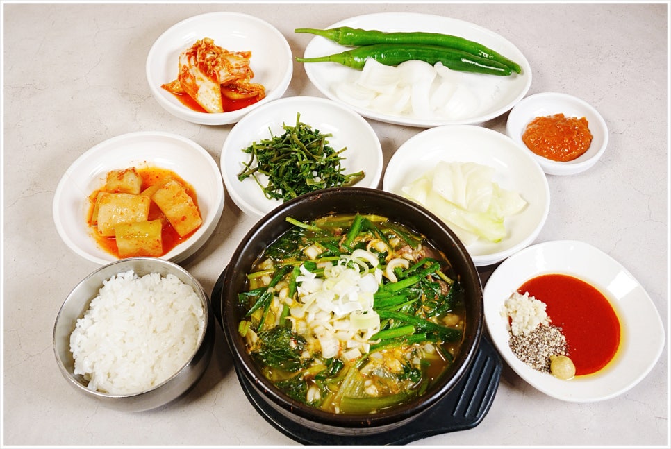 속리산염소요리전문점 사진 2
