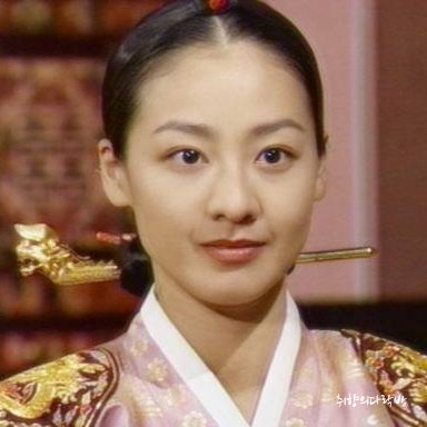 "시청률 30% 국민드라마 주인공이 중도하차?!" 시청률 반토막나 전설로 남은 드라마의 정체.jpg