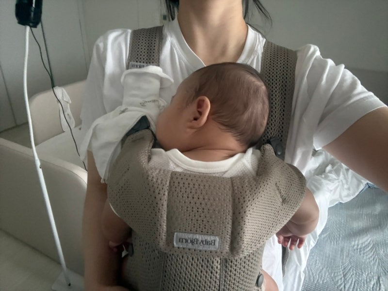 아기띠 • 베이비뵨 캐리어 미니 메쉬 베이지그레이 (당근 가격, 세탁, 착용법)