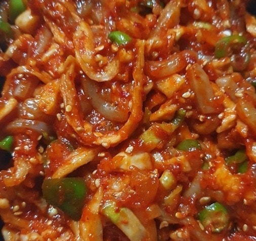 무말랭이무침 만드는 법 오징어젓갈로 감칠맛 더하기