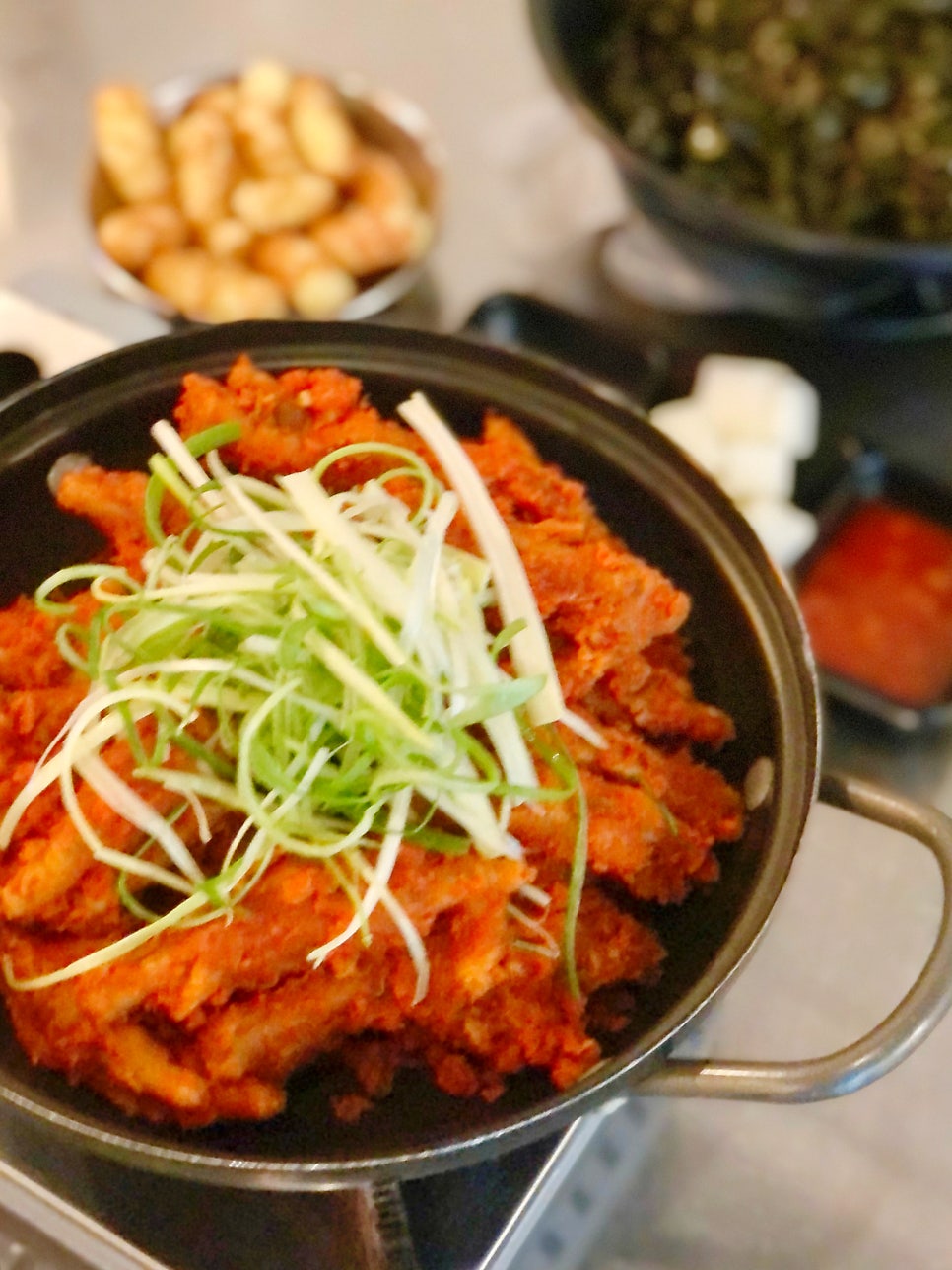홍천닭발 사진 1