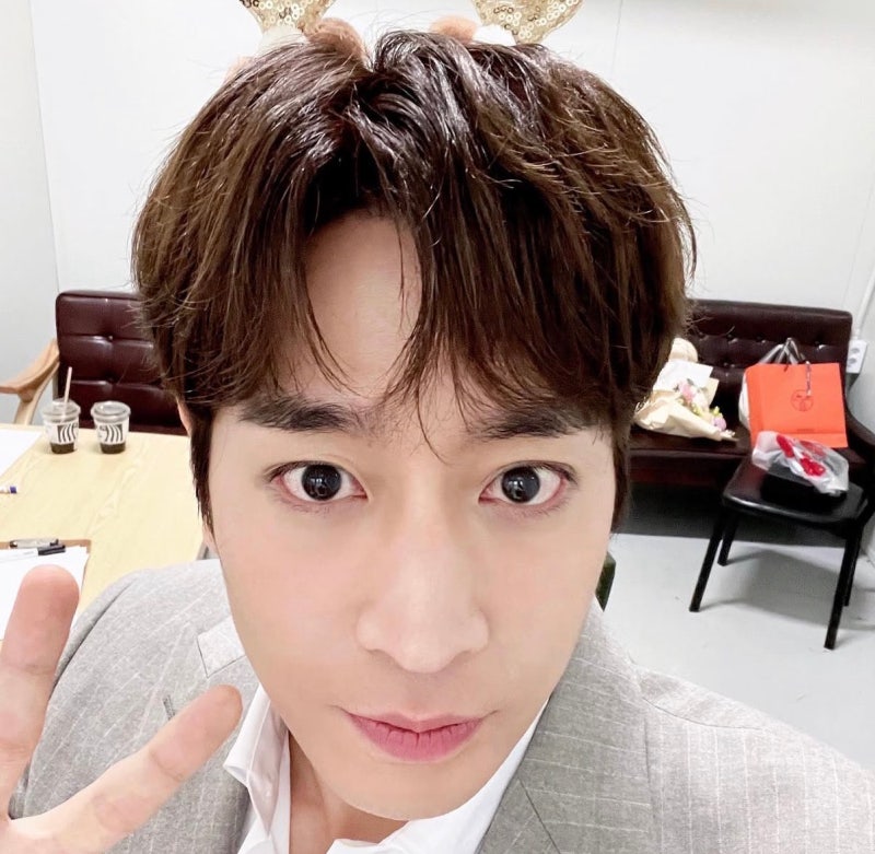 신화 에릭 근황, 아빠 되고 한결 푸근해진 ‘원조 비주얼’