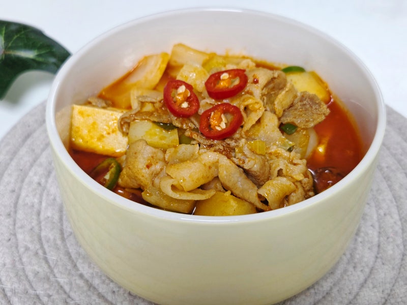 감자고추장찌개 만드는 법 대패삼겹살 넣고 얼큰하게 끓이는 꿀팁