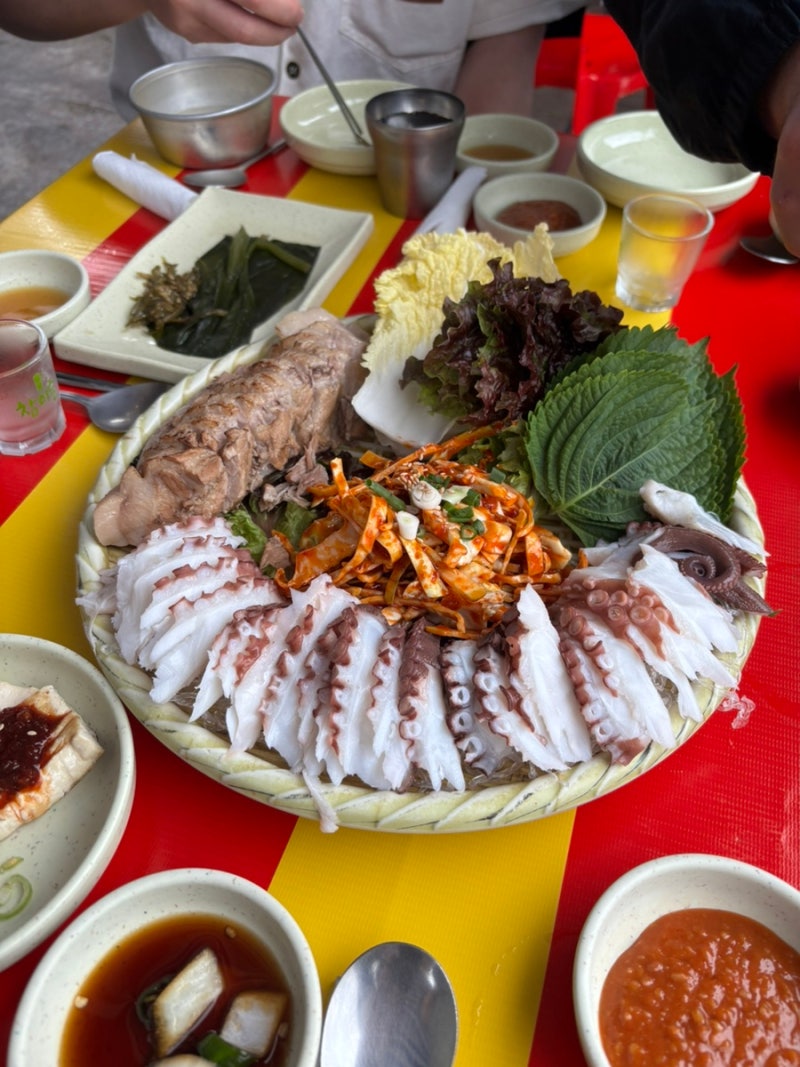 [부산/다대포] 노을과 바다를 보며 즐기는 야장 감성 끝판왕, '다대포 할매집' 문어삼합 내돈....