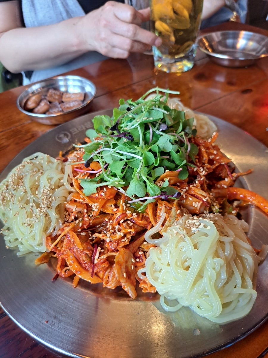 크라운호프 삼송역점 사진 1