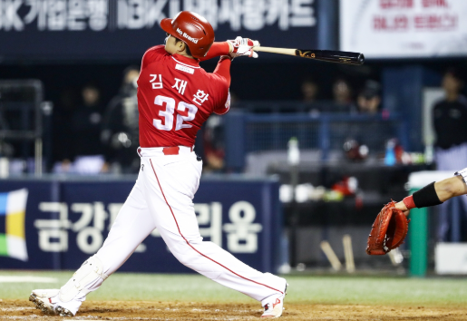 [충격] SSG 김재환이 "3연타석 홈런 7타점" 폭발했다…창원NC파크에서 11시즌 연속 두 자릿수 홈....