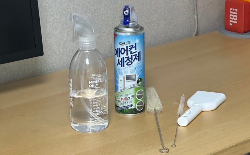 냄새나는 자취방 에어컨 청소를 해보자 (2)| 다이소 청소도구 세척솔 꿀팁 공유