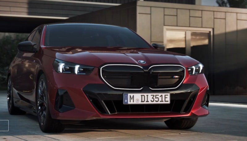 "371km 주행거리보다 601마력이 더 충격!" 2026 신형 BMW i5 M60 xDrive 풀체인지 가격표 주행거리 실....