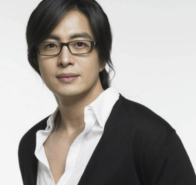 <b>배용준</b> 박수진 싱가포르 <b>근황</b> 화제, 욘사마의 현재…결혼 11년 차 가....