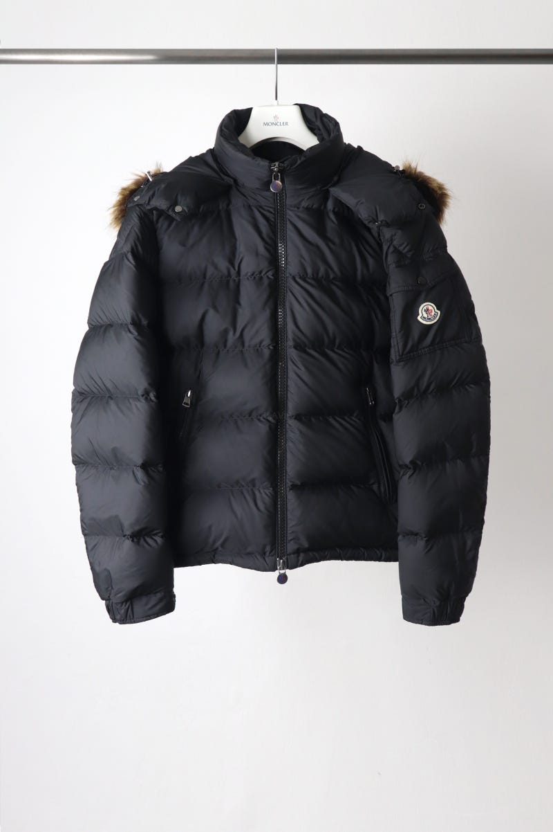[판매완료] 몽클레어 마야프 후드 패딩 블랙 2사이즈 MONCLER MAYAF SHORT HOODED DOWN JACKET BLACK