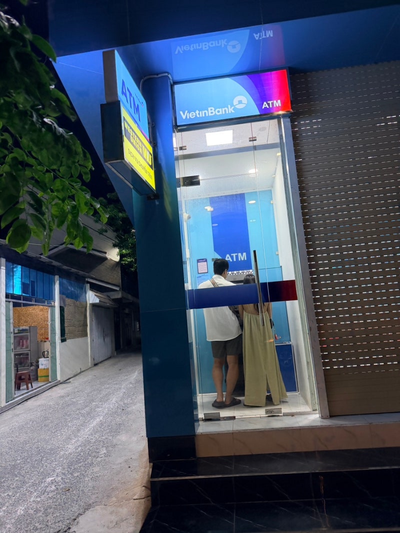 나트랑 깜란 엠어이 동호마트 근처 토스 체크 카드 수수료 무료인 Vietin bank 출금방법