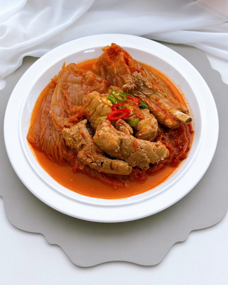 밥 두 공기 순삭! 실패없는 등갈비김치찜 레시피 돼지 등갈비찜 부드럽게 만드는법