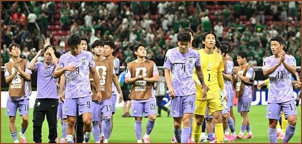 멕시코전 패배 후 <b>FIFA</b> 라이브 <b>랭킹 하락</b>과 <b>한국</b> 축구 변수